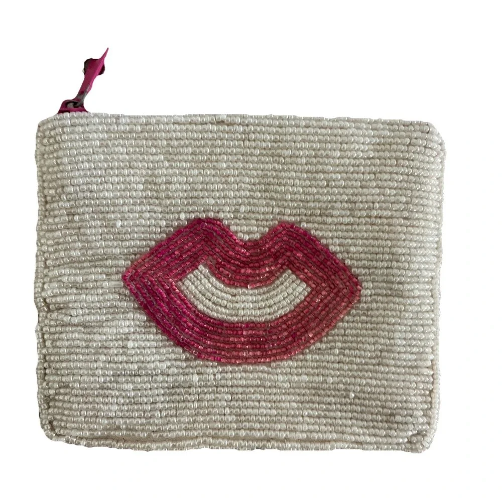 Kiss Beaded Coin Purse Pink White 5x4